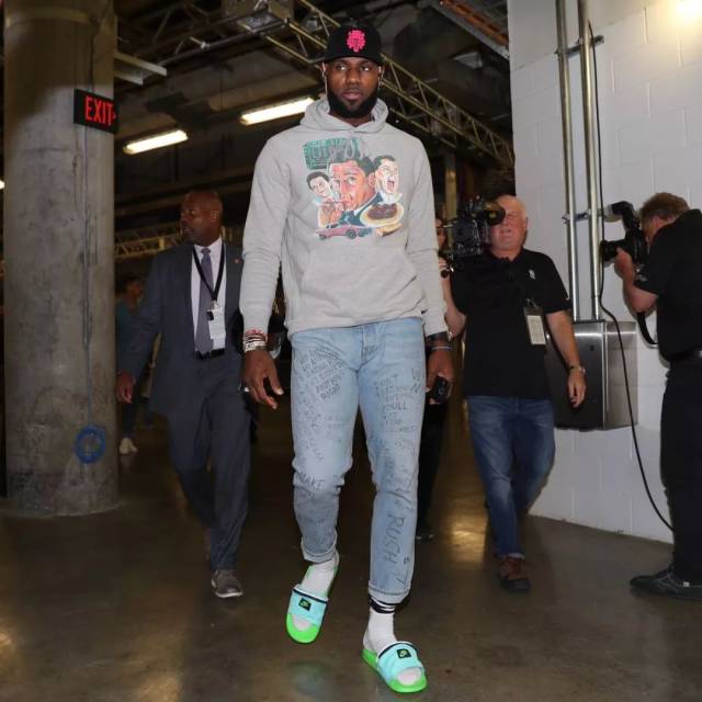 锁定可复制 锁定可复制