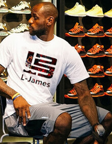 不以一手定 不以一手定