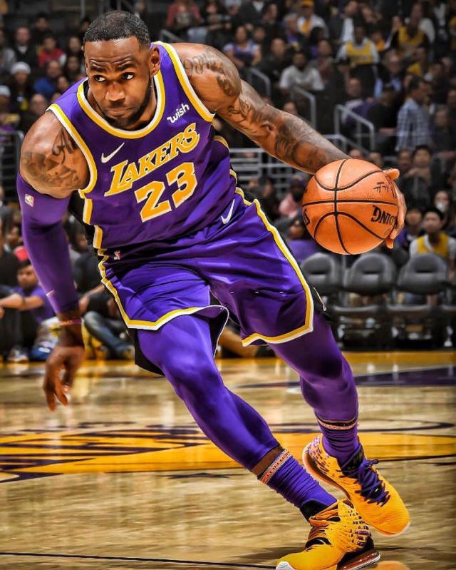 造了鲜明个 造了鲜明个